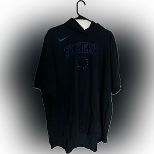 Nike Black and Blue Sixers Men's 3XL Hooded Tee - NBA The Nike Tee